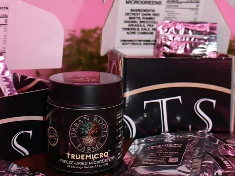 Freeze-dried TrueMicro microgreens showing antioxidants, phytonutrients, and digestive support.