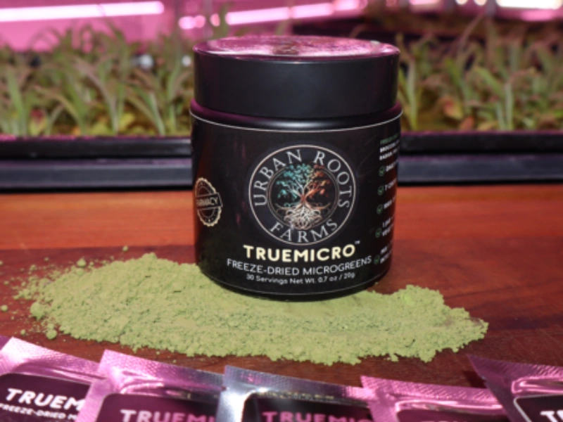 TrueMicro with freeze-dried broccoli microgreens for a nutrient-rich diet.