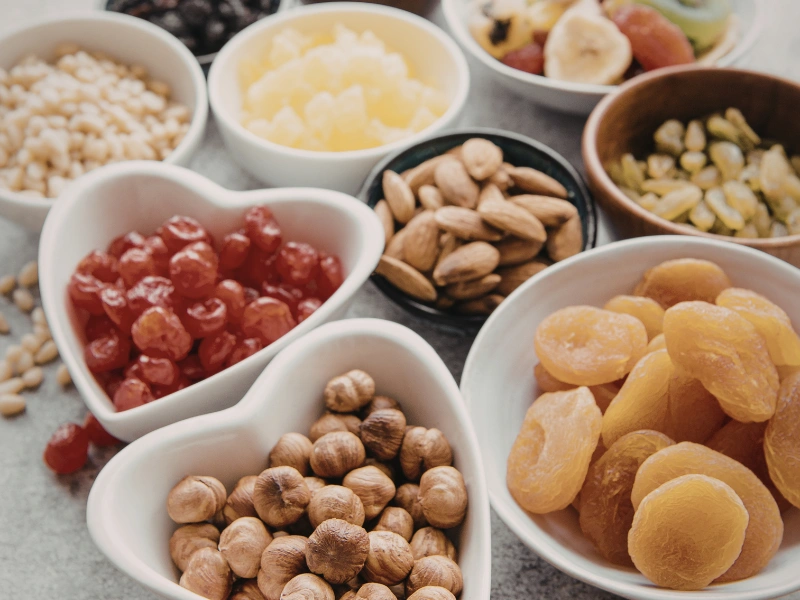 Image representing balanced trail nutrition with proteins, fats, and carbs